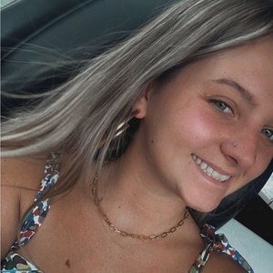 Meet your Posher, Paige